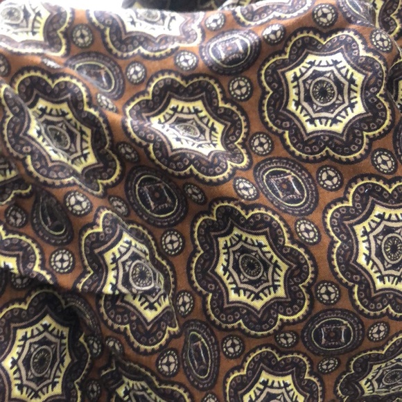 Thrifted mid-calf skirt - Picture 3 of 3